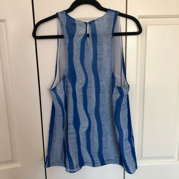 Anthropologie | Blue and White Patterned Tank - Picture 3 of 5